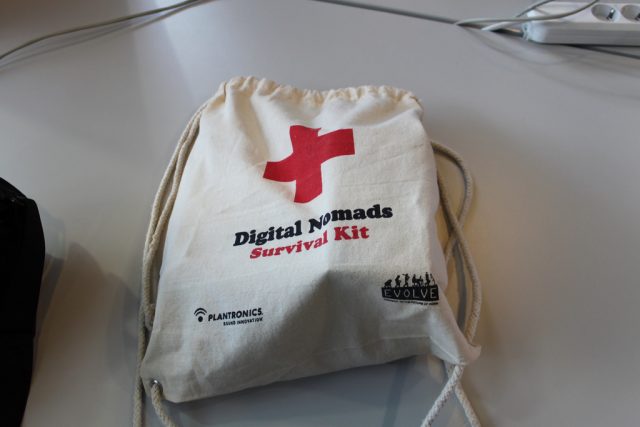 Plantronics Digital Nomads Survival Kit